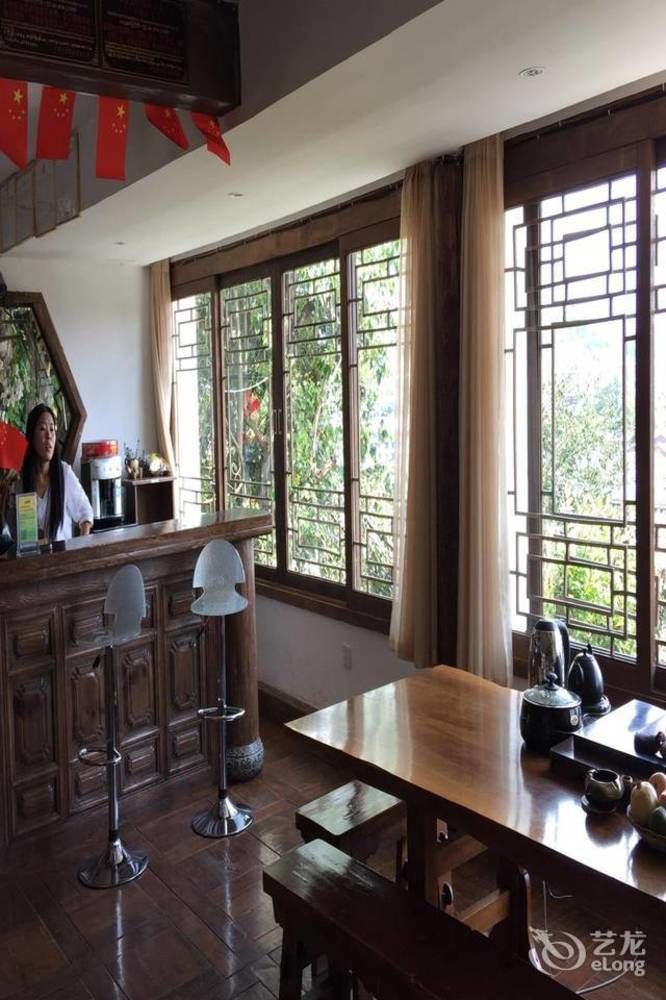 Lijiang Merry Inn Экстерьер фото